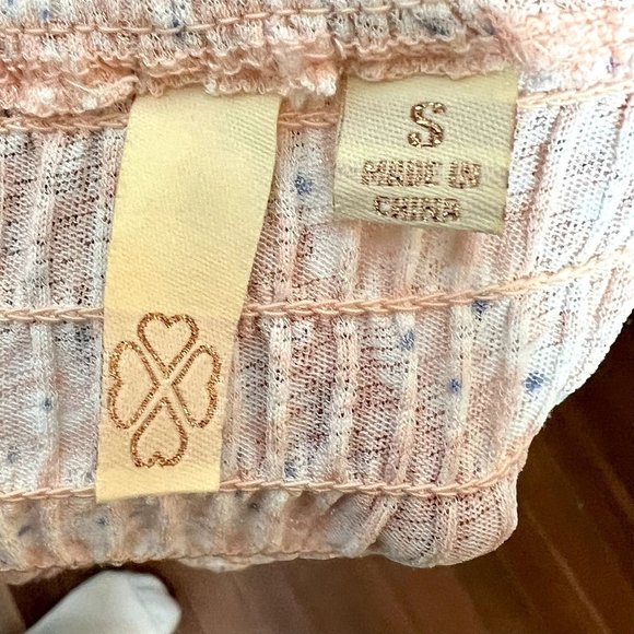 Evolutionary Pink Scoop Neck Short Puff Sleeve Smocked Bodice Babydoll Top Sz S - Picture 5 of 7